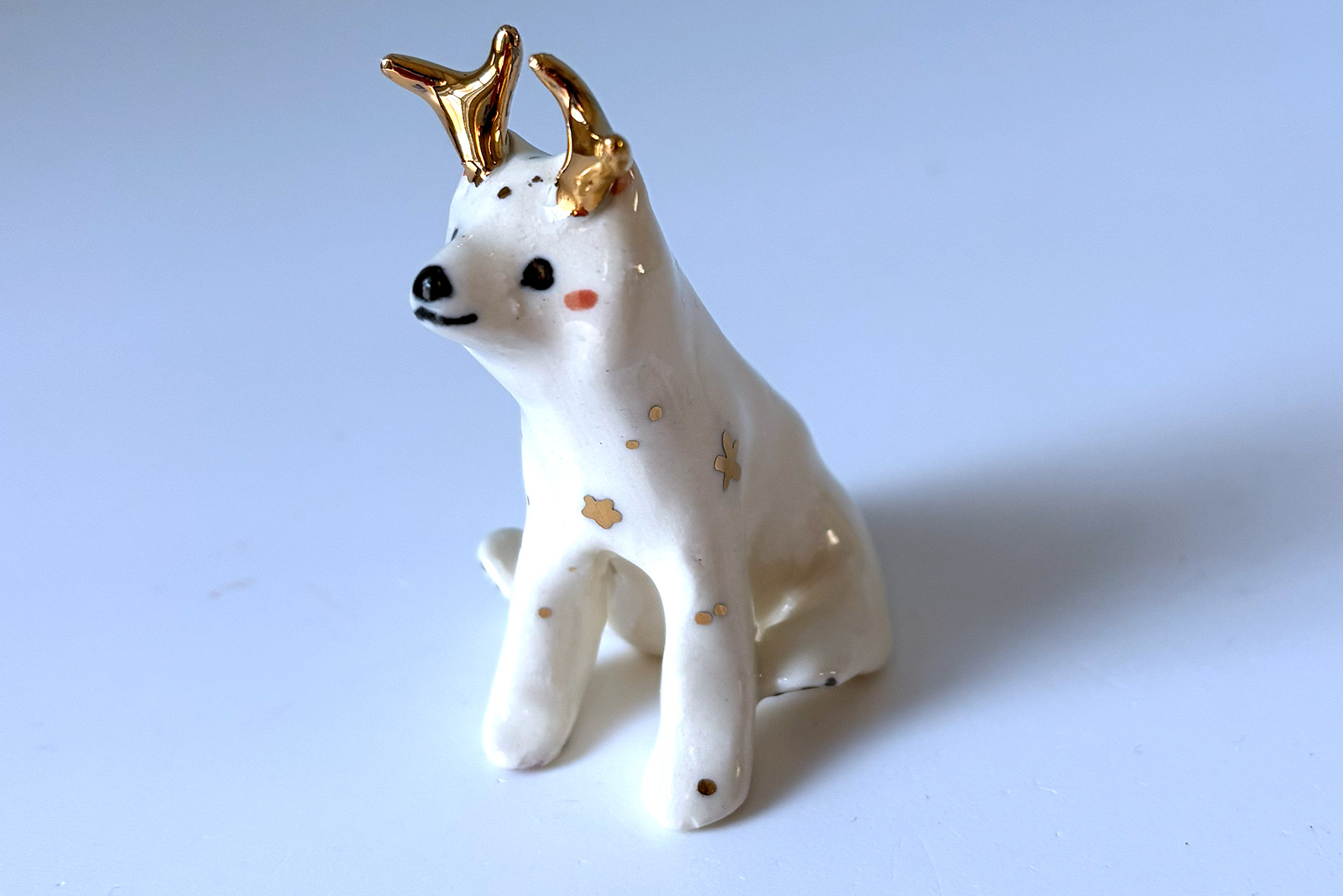 Alternative view of Polar Bear - Sitting