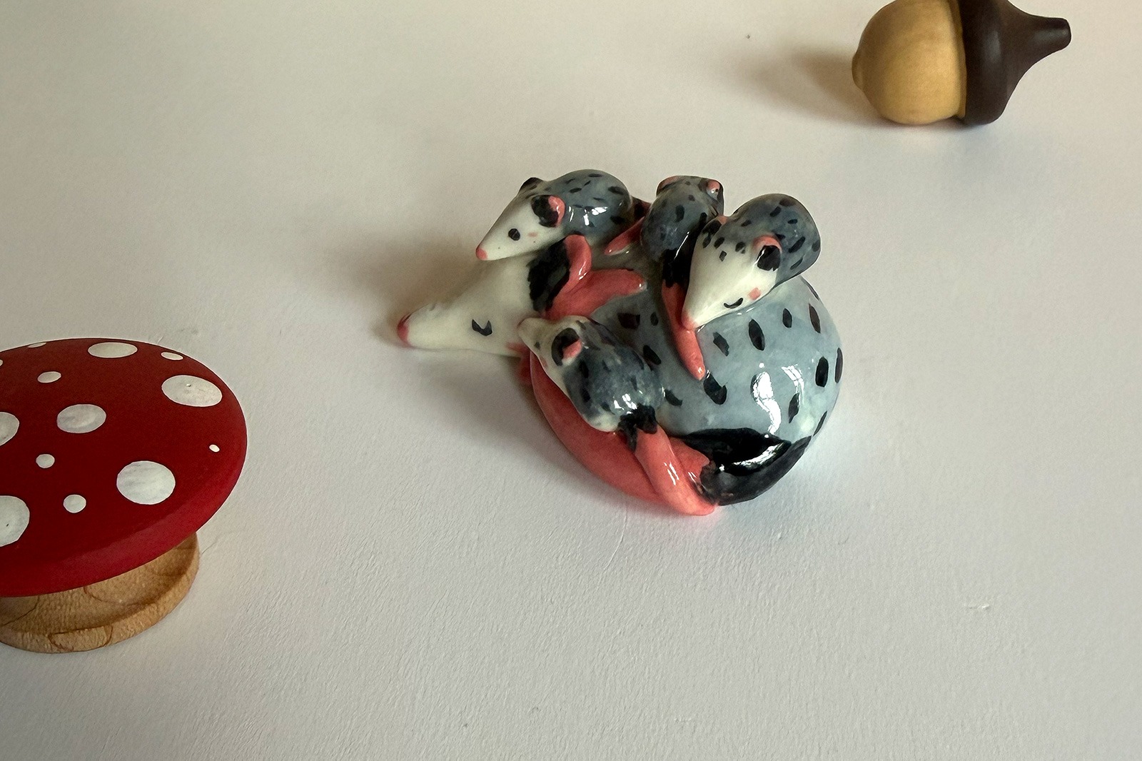 Porcelain Figurine - Sleeping Opossum Family - Image 6