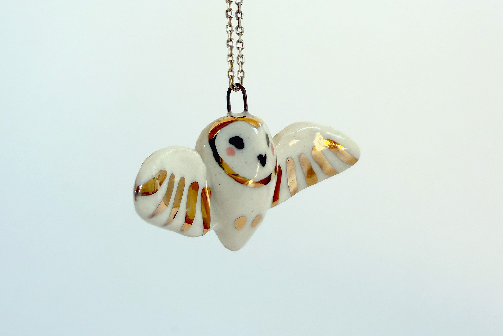 Alternative view of Barn Owl pendant - Ceramics + Gold - Wings - B