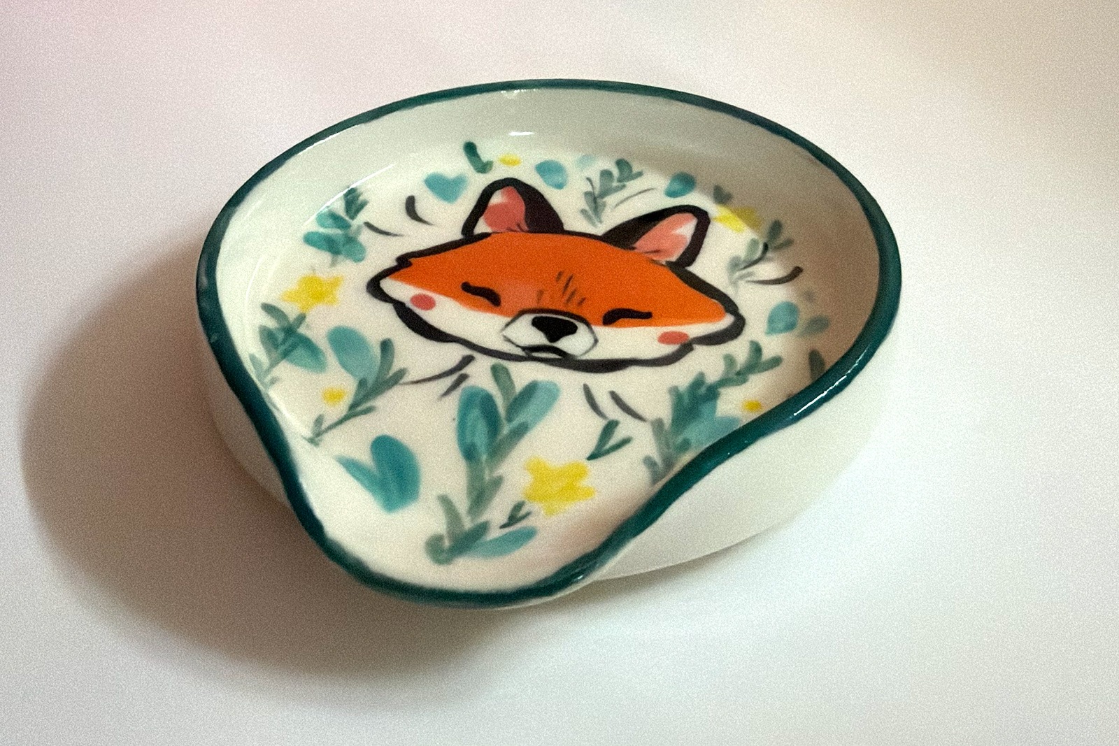 Alternative view of Porcelain Spoon Rest : Red Fox