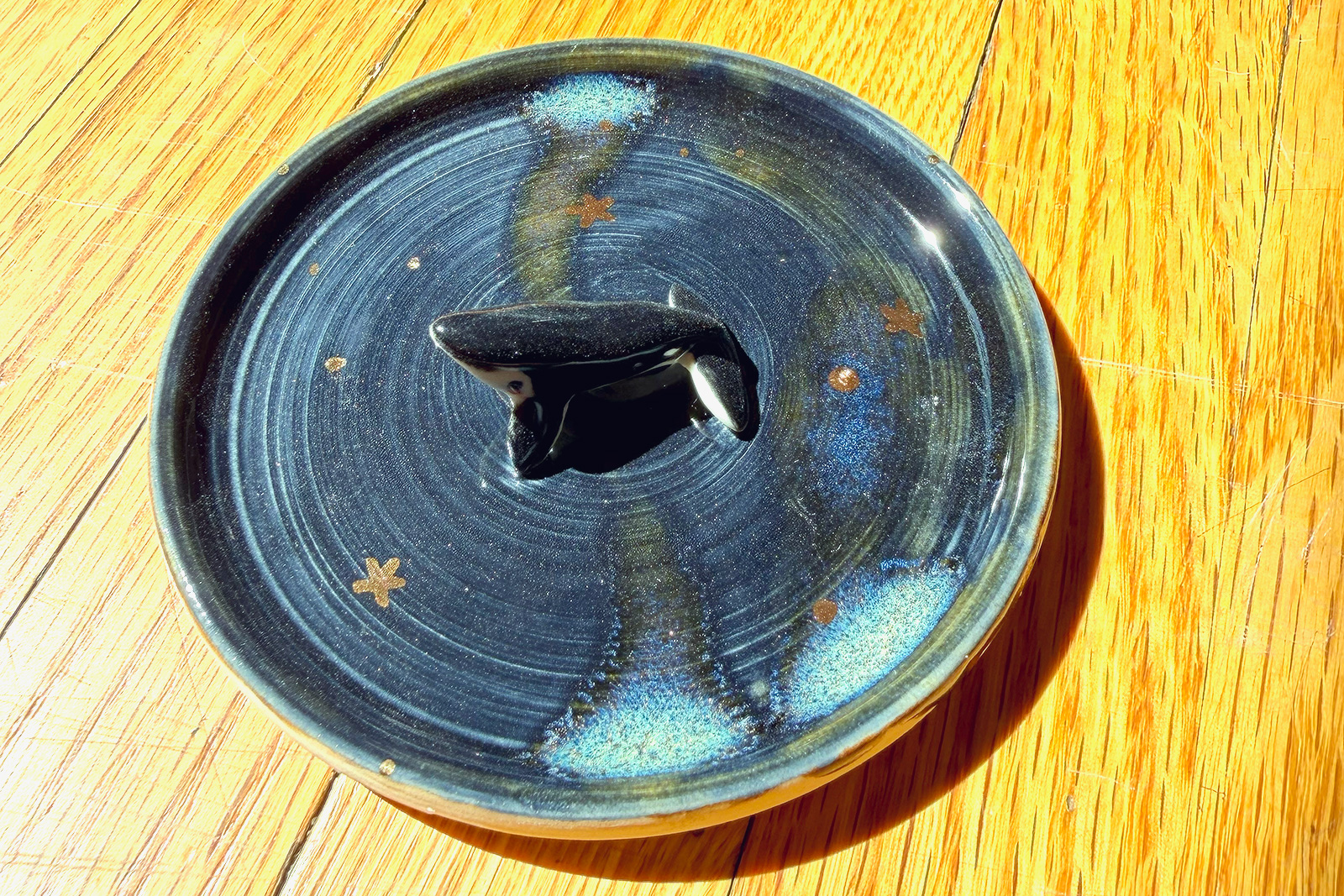 Porcelain Jewelry Tray : Whale - Image 4
