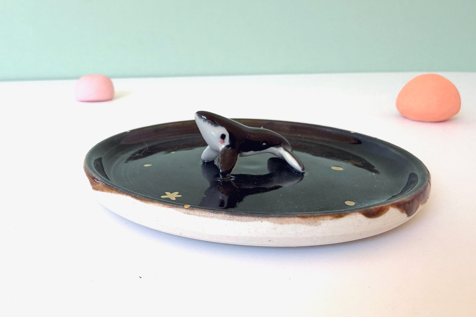 Porcelain Jewelry Tray : Whale - Image 3