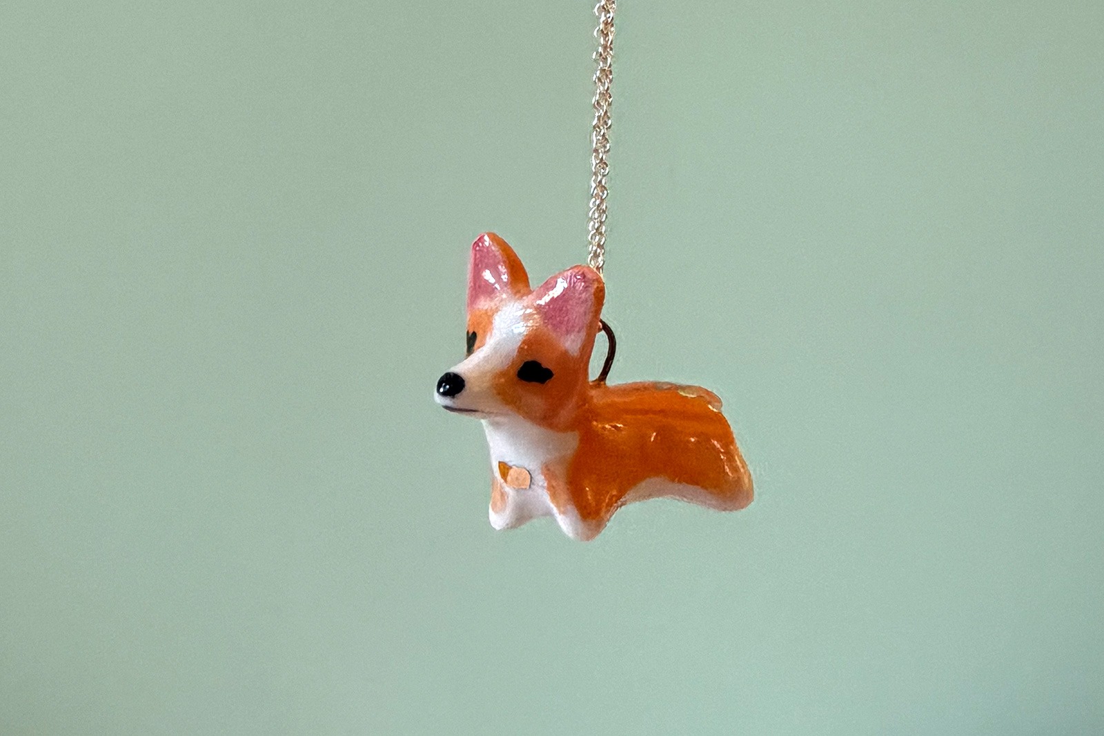 Pendentif - Corgi Porcelaine et Or