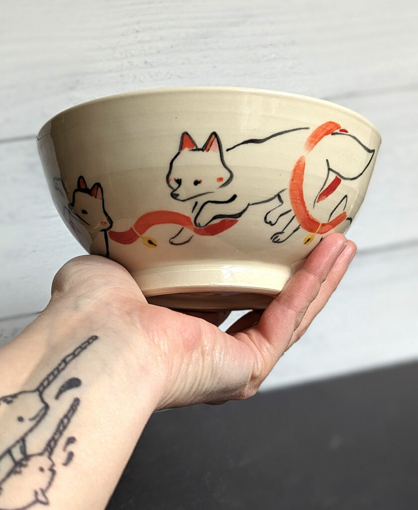white fox ribbon bowl