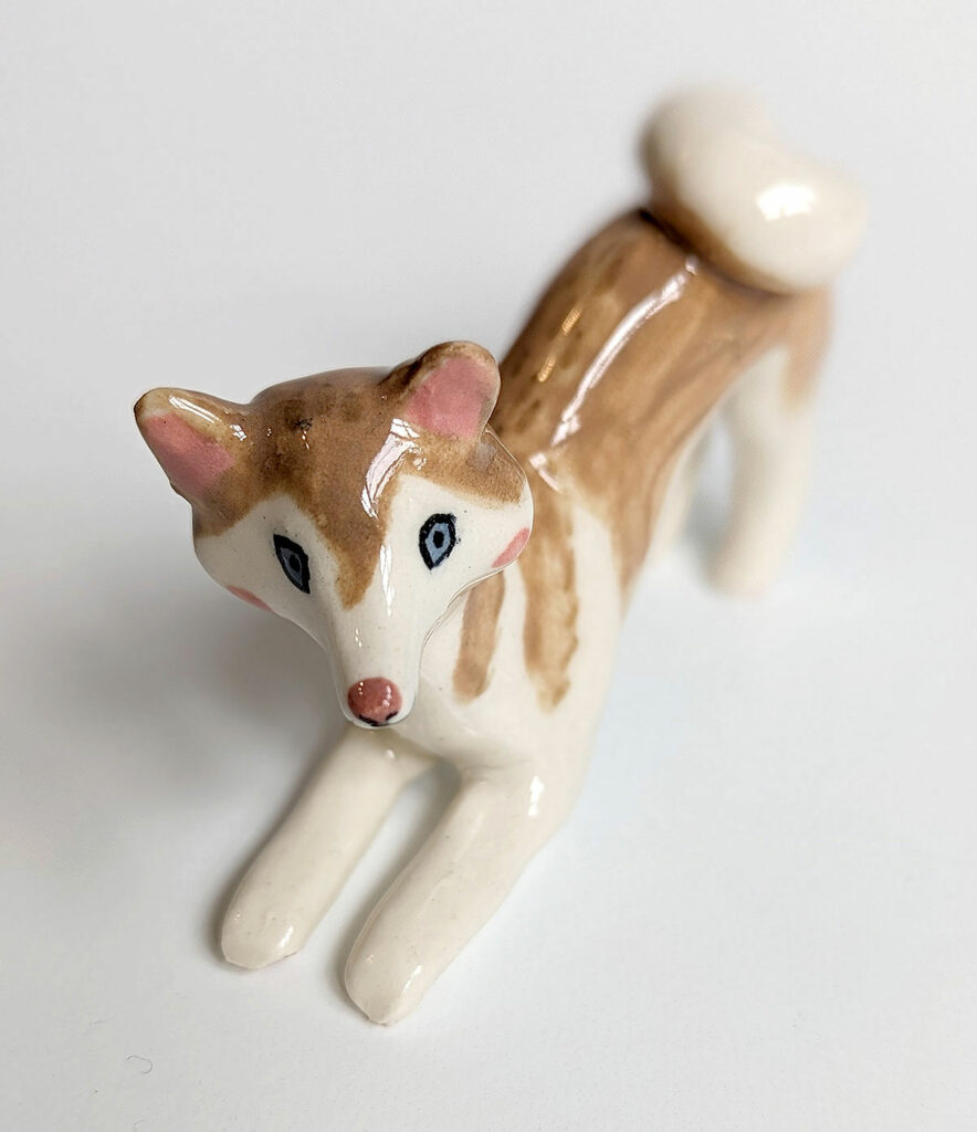 husky dog portrait figurine