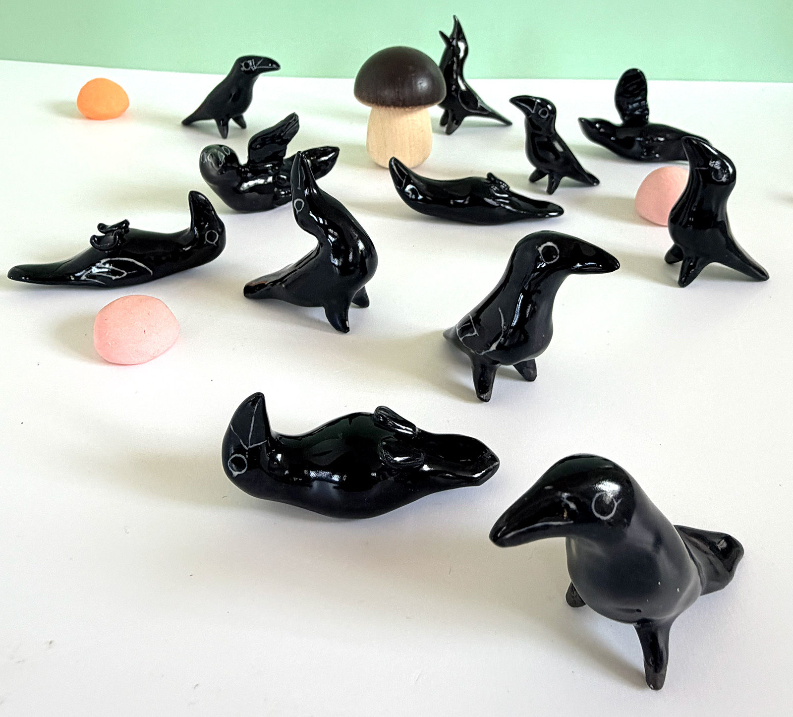 Tea Friends - Crow