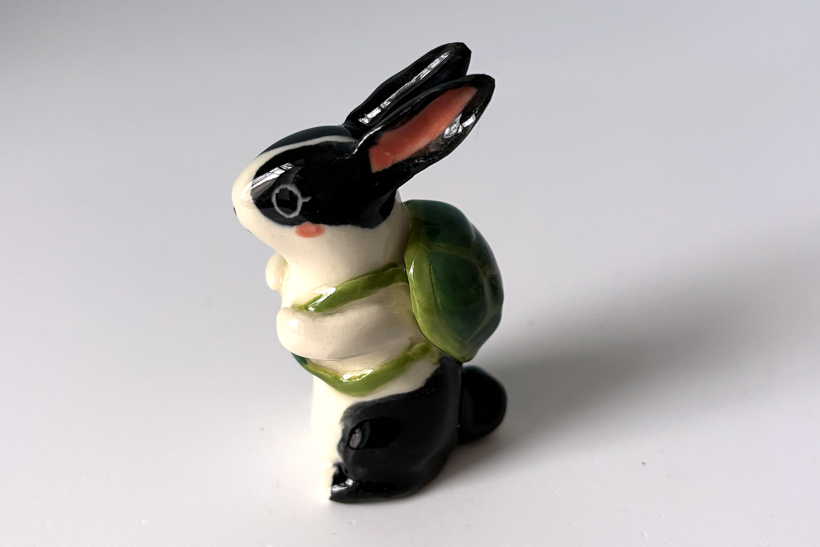 Figurine - Backpack Bunny