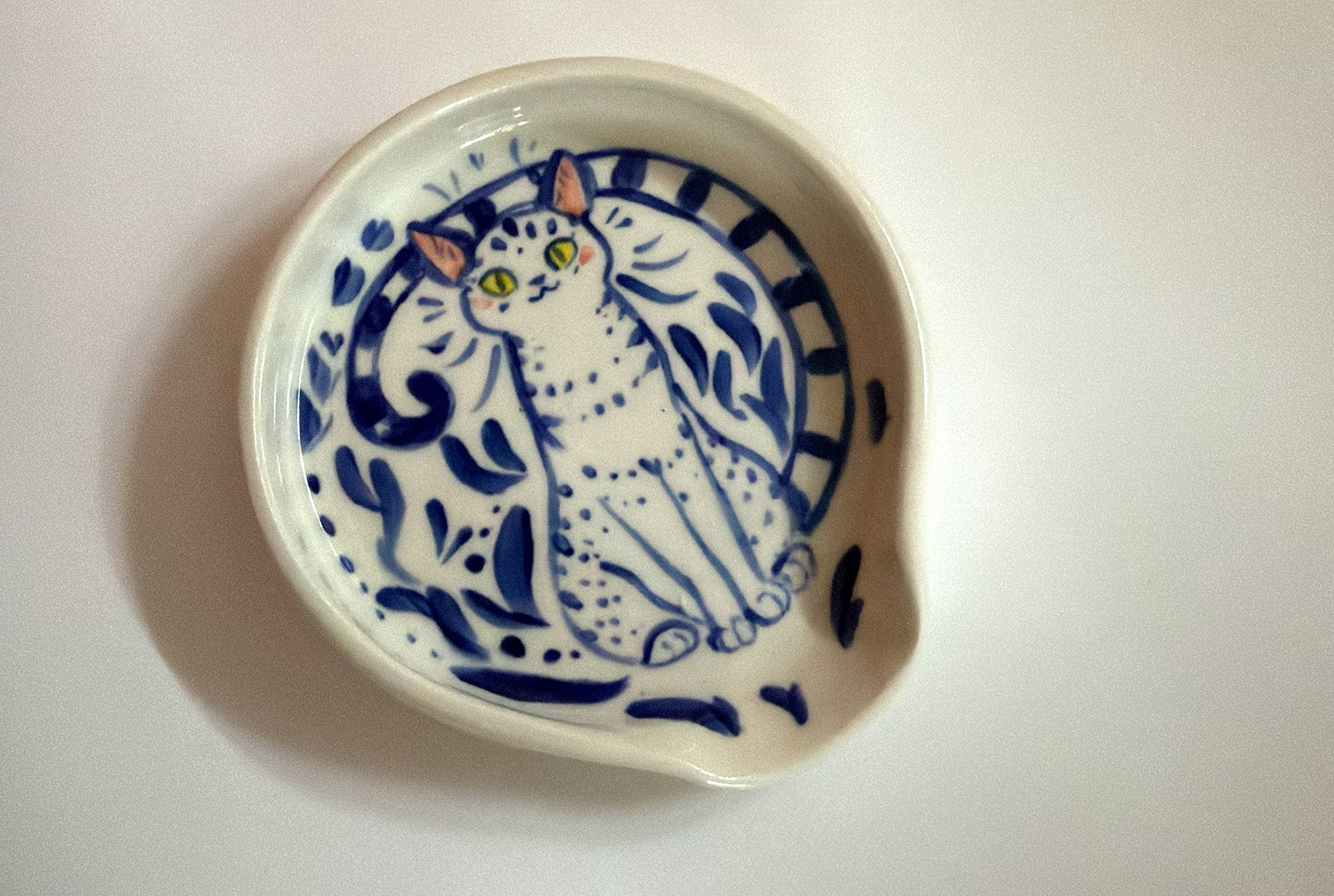 Porcelain Spoon Rest : Cat