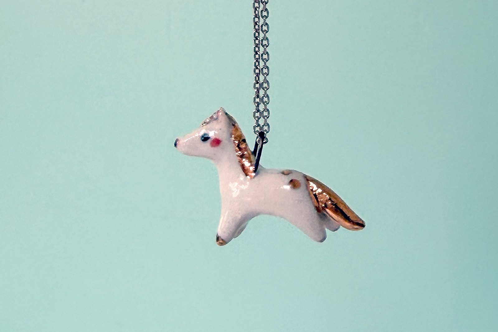 Pendentif Porcelaine - Cheval Or